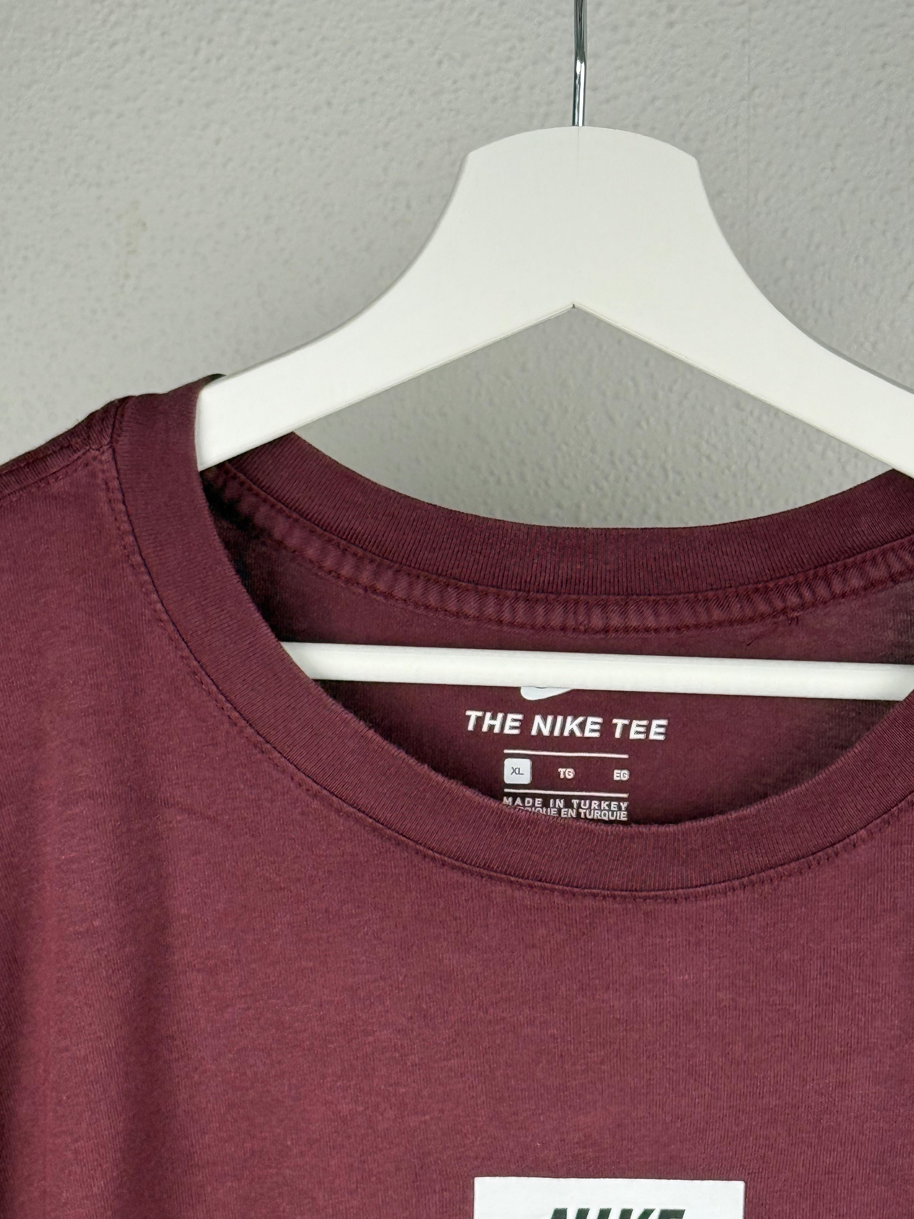 Nike Tee